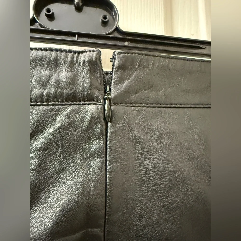 EUC Sezane jupe cuir Black Leather Skirt - Picture 6 of 10